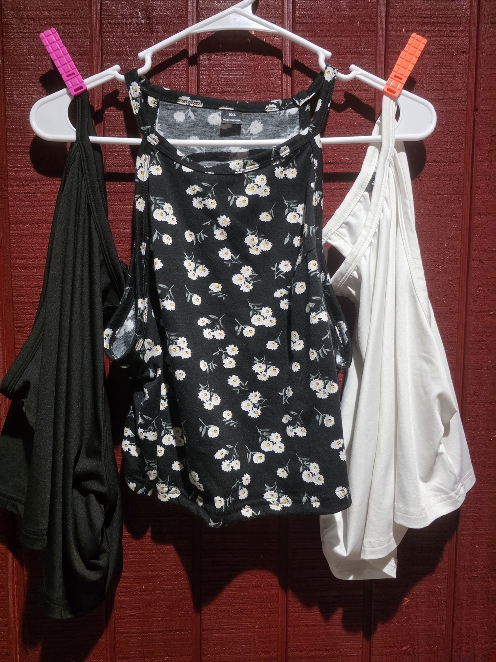 Floral Racerback Tank Top - Black with White Daisies